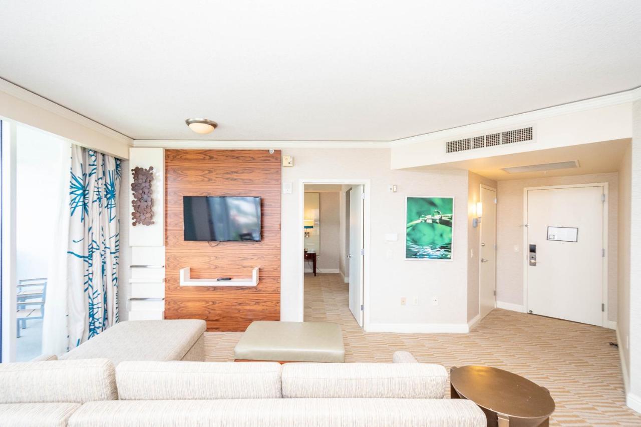 Trump Intl 2 Bedroom Apartment 1600 Sqf Ocean And Bay View Sunny Isles Beach Zewnętrze zdjęcie