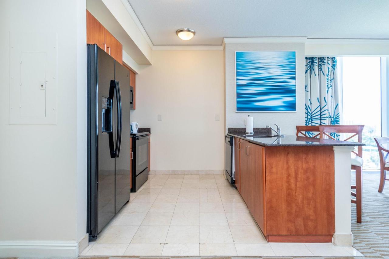 Trump Intl 2 Bedroom Apartment 1600 Sqf Ocean And Bay View Sunny Isles Beach Zewnętrze zdjęcie