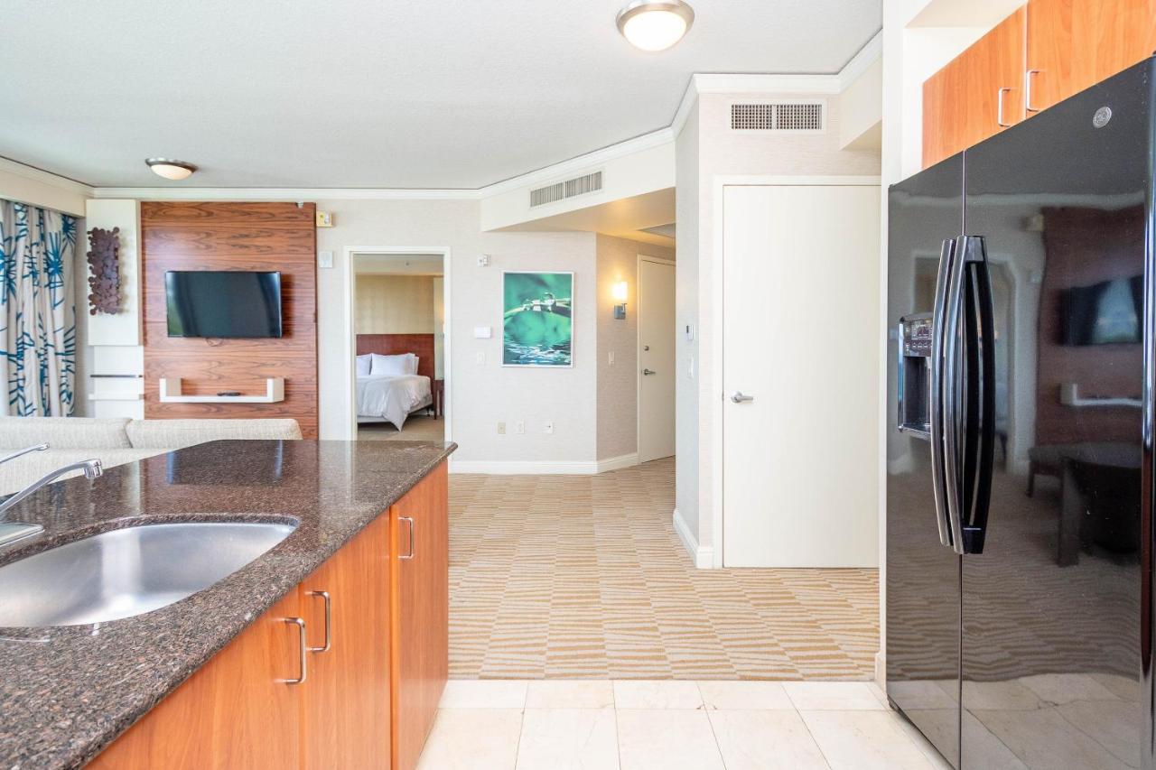 Trump Intl 2 Bedroom Apartment 1600 Sqf Ocean And Bay View Sunny Isles Beach Zewnętrze zdjęcie