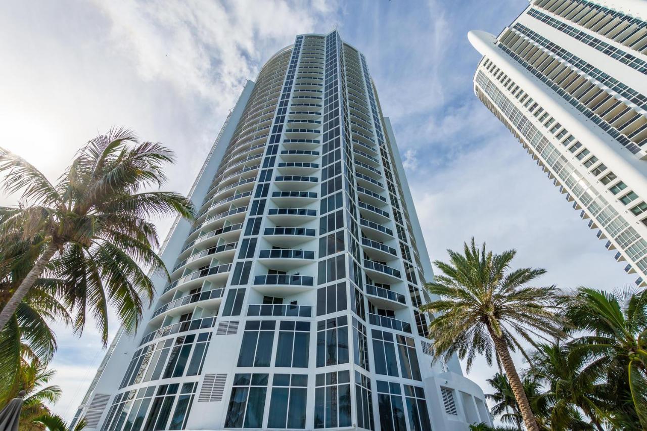 Trump Intl 2 Bedroom Apartment 1600 Sqf Ocean And Bay View Sunny Isles Beach Zewnętrze zdjęcie